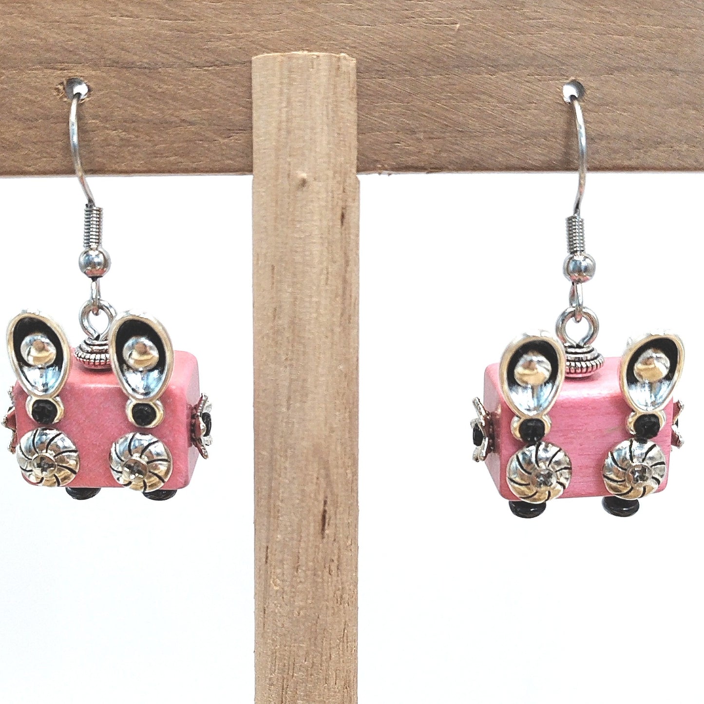 GILL EARRINGS