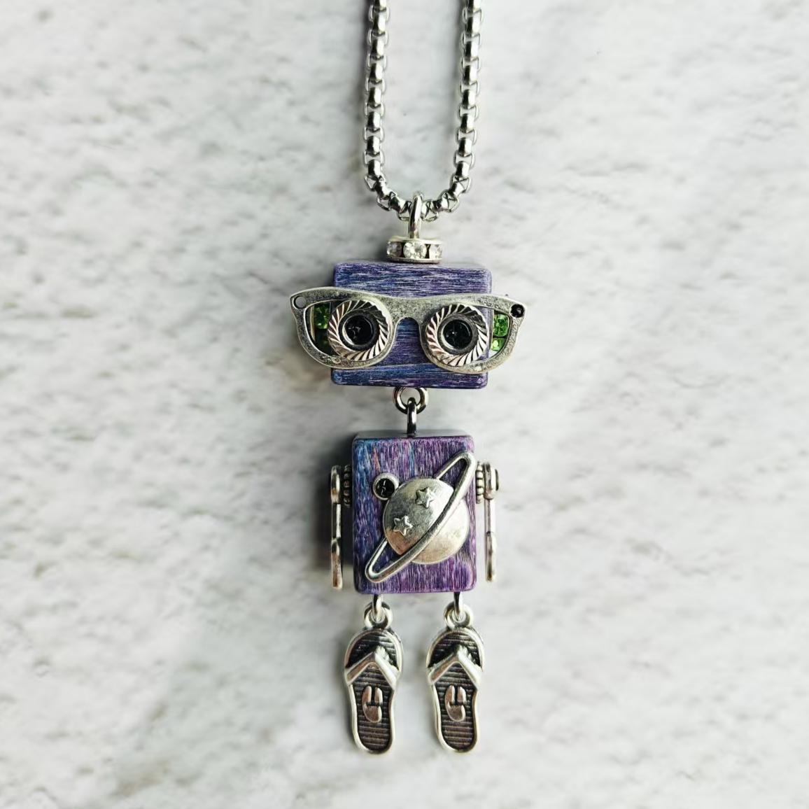 EARTHA PENDANT