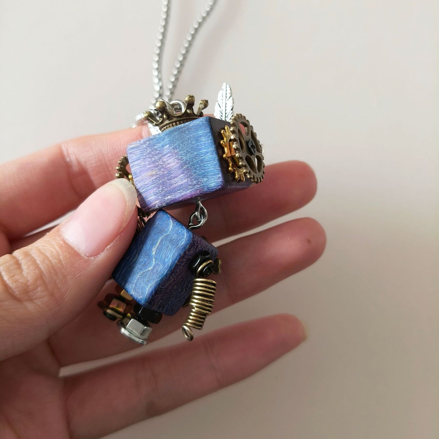 BRAVER PENDANT