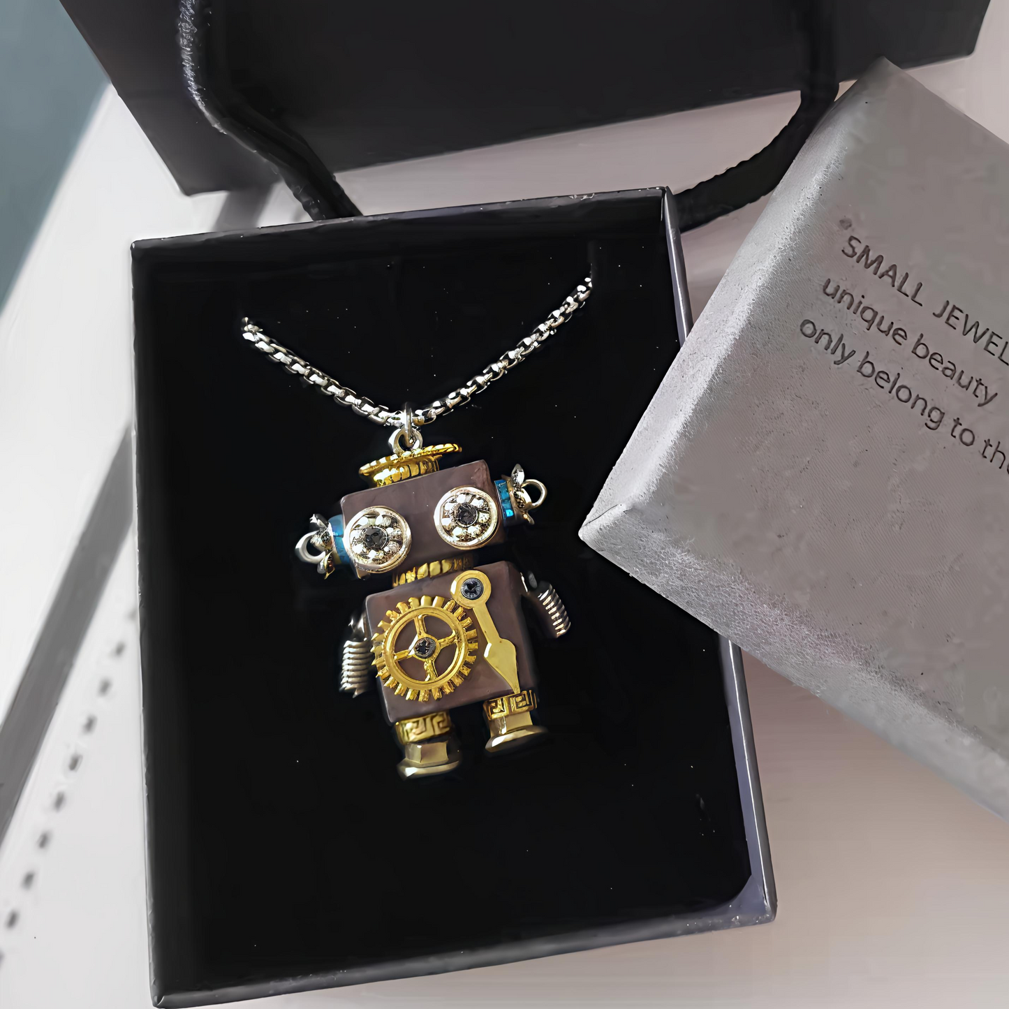 GOLFER PENDANT