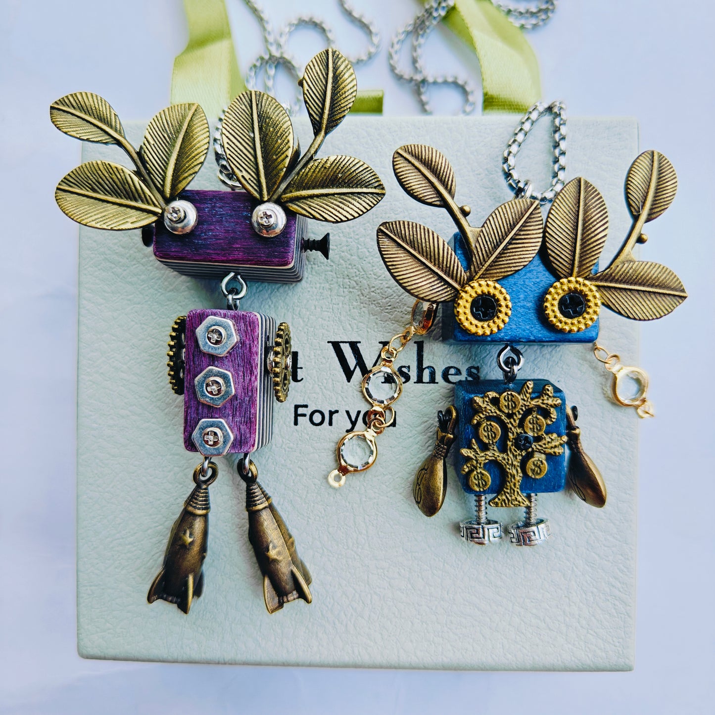 THETA PENDANT