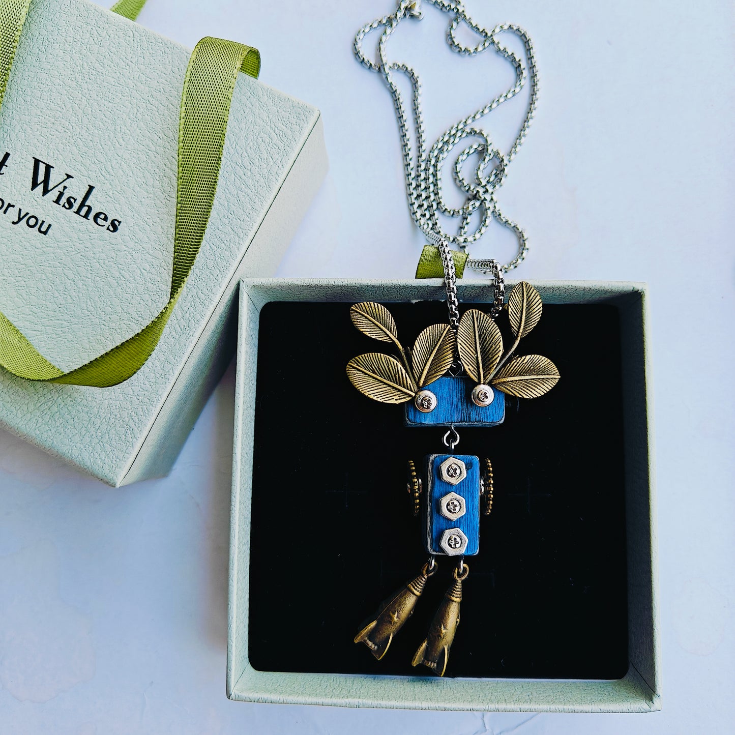 THETA PENDANT