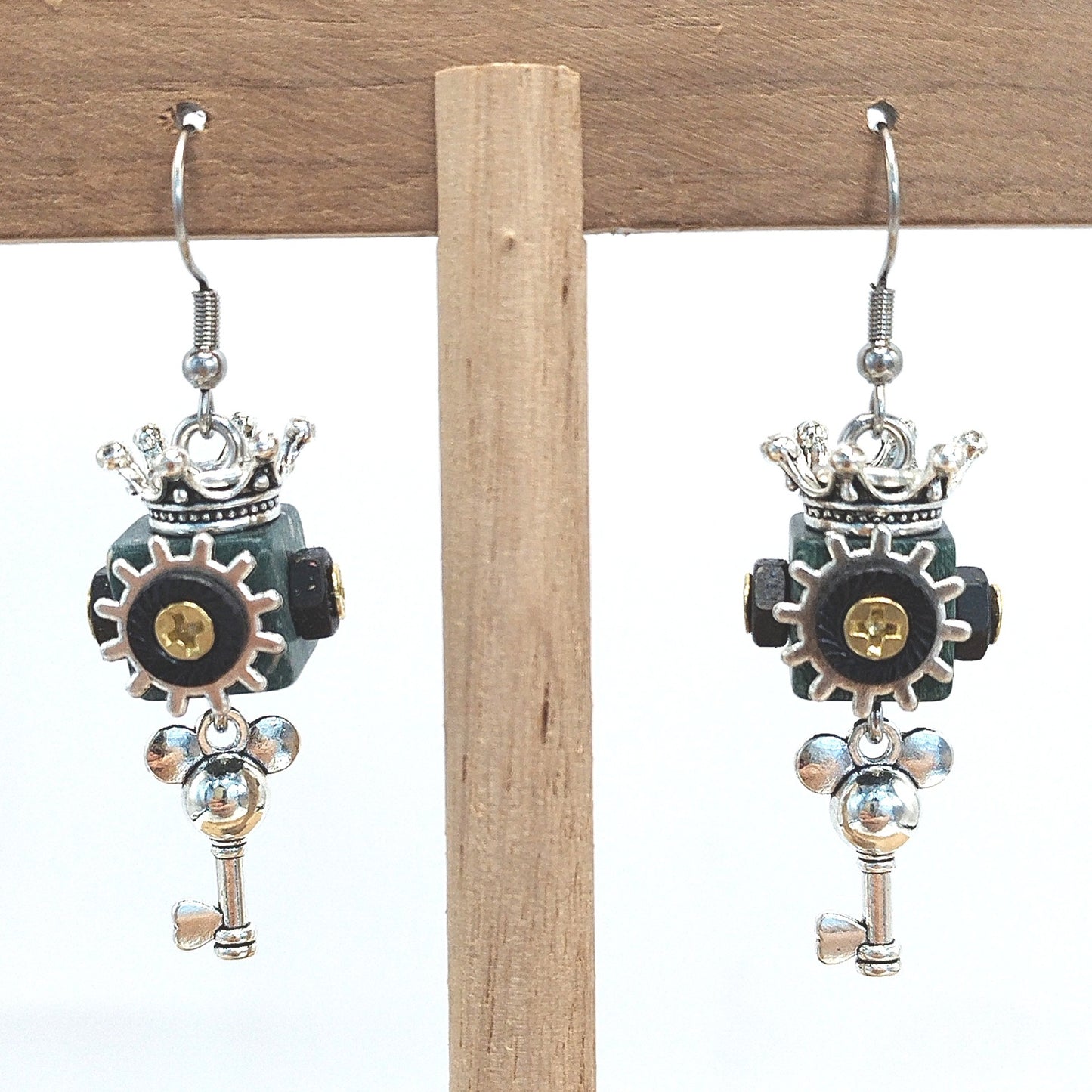 LRIS EARRINGS