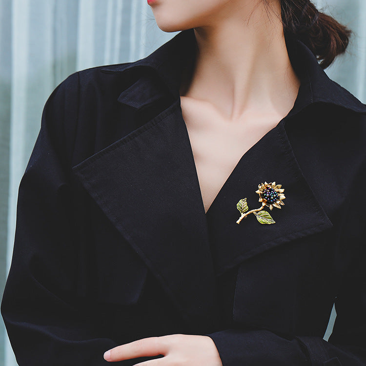 SUNFLOWER BROOCH