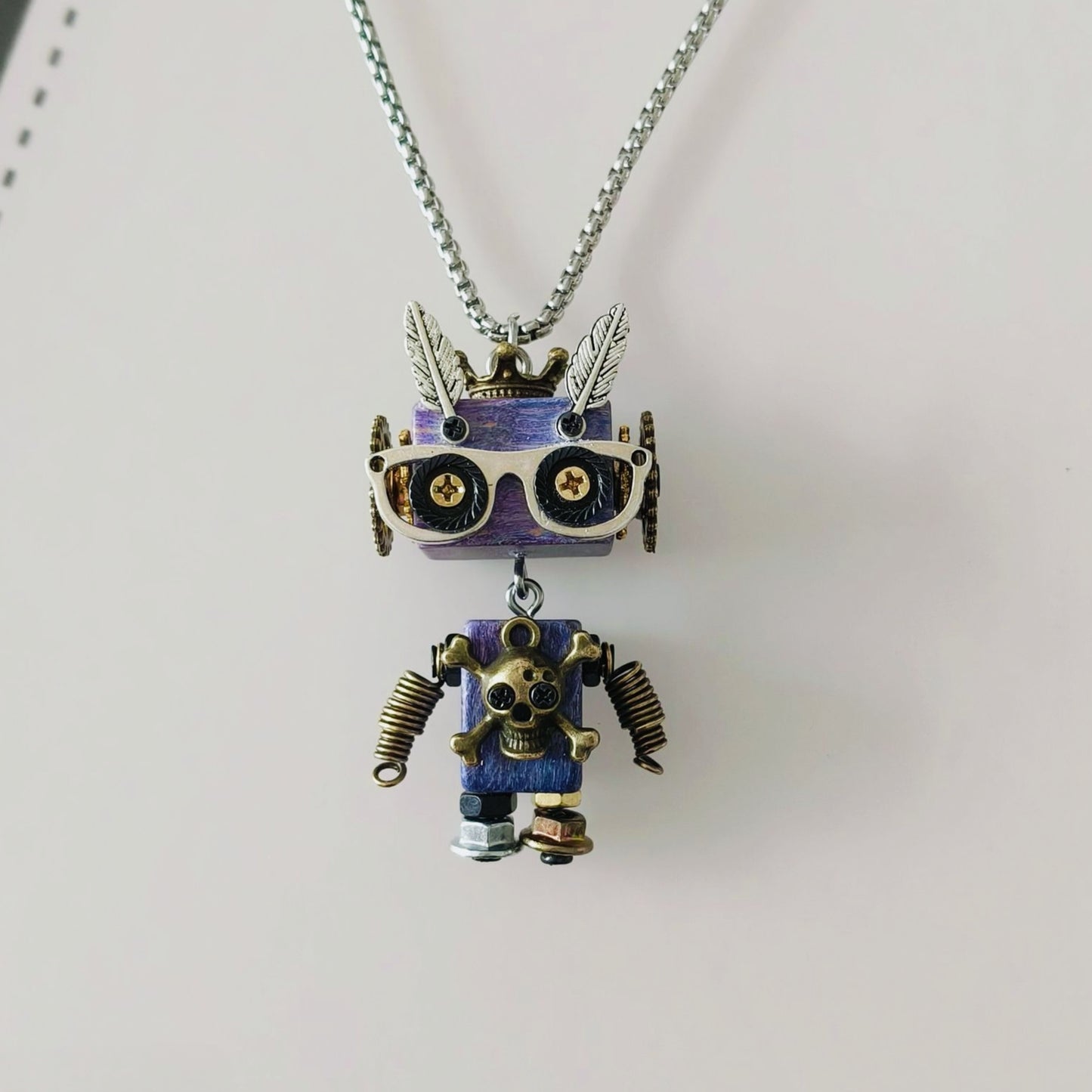 SINGER PENDANT