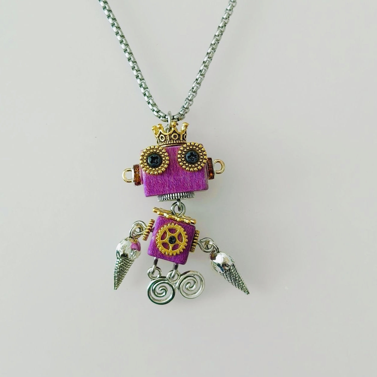 SINGER PENDANT