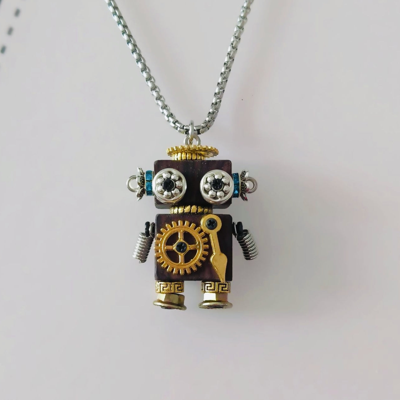 SINGER PENDANT