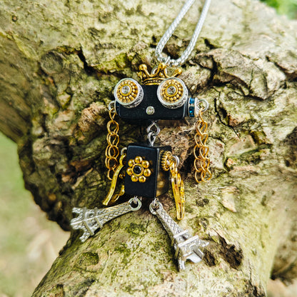 SINGER PENDANT