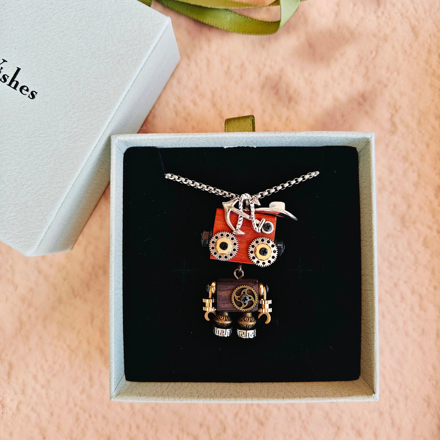 CARLIN PENDANT SET