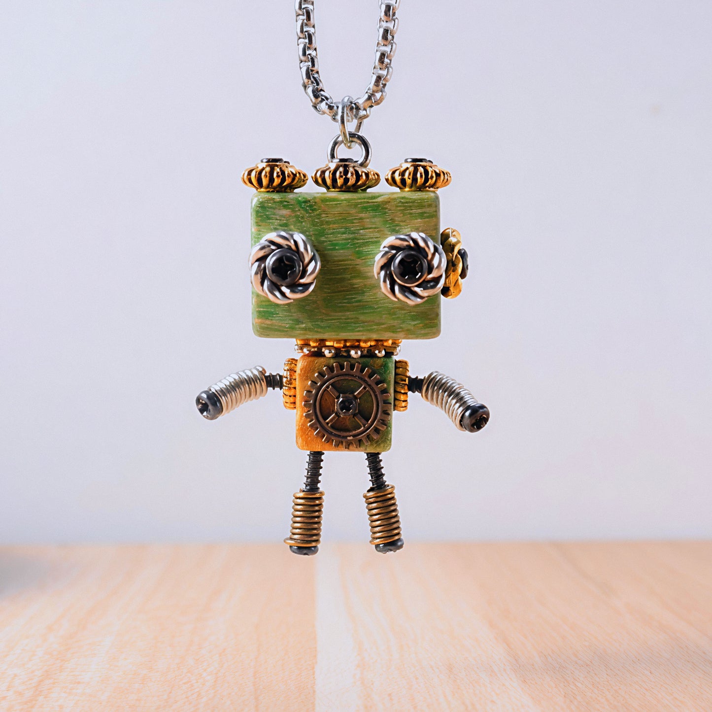 OWLERY PENDANT