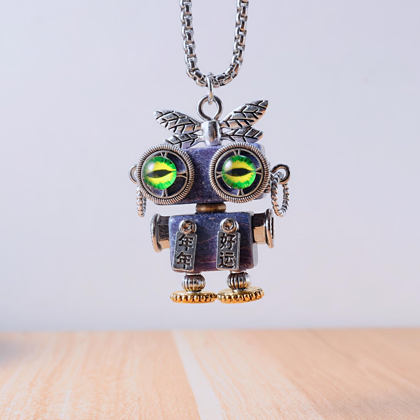 OWLERY PENDANT