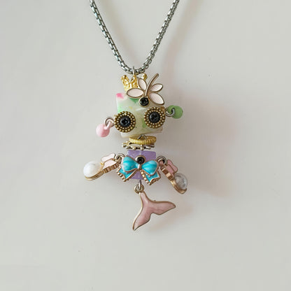 SHEILA PENDANT