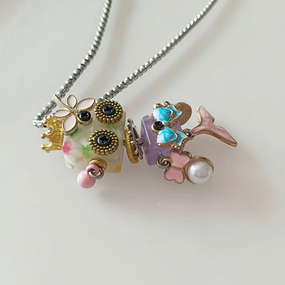 SHEILA PENDANT