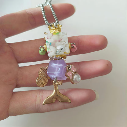 SHEILA PENDANT