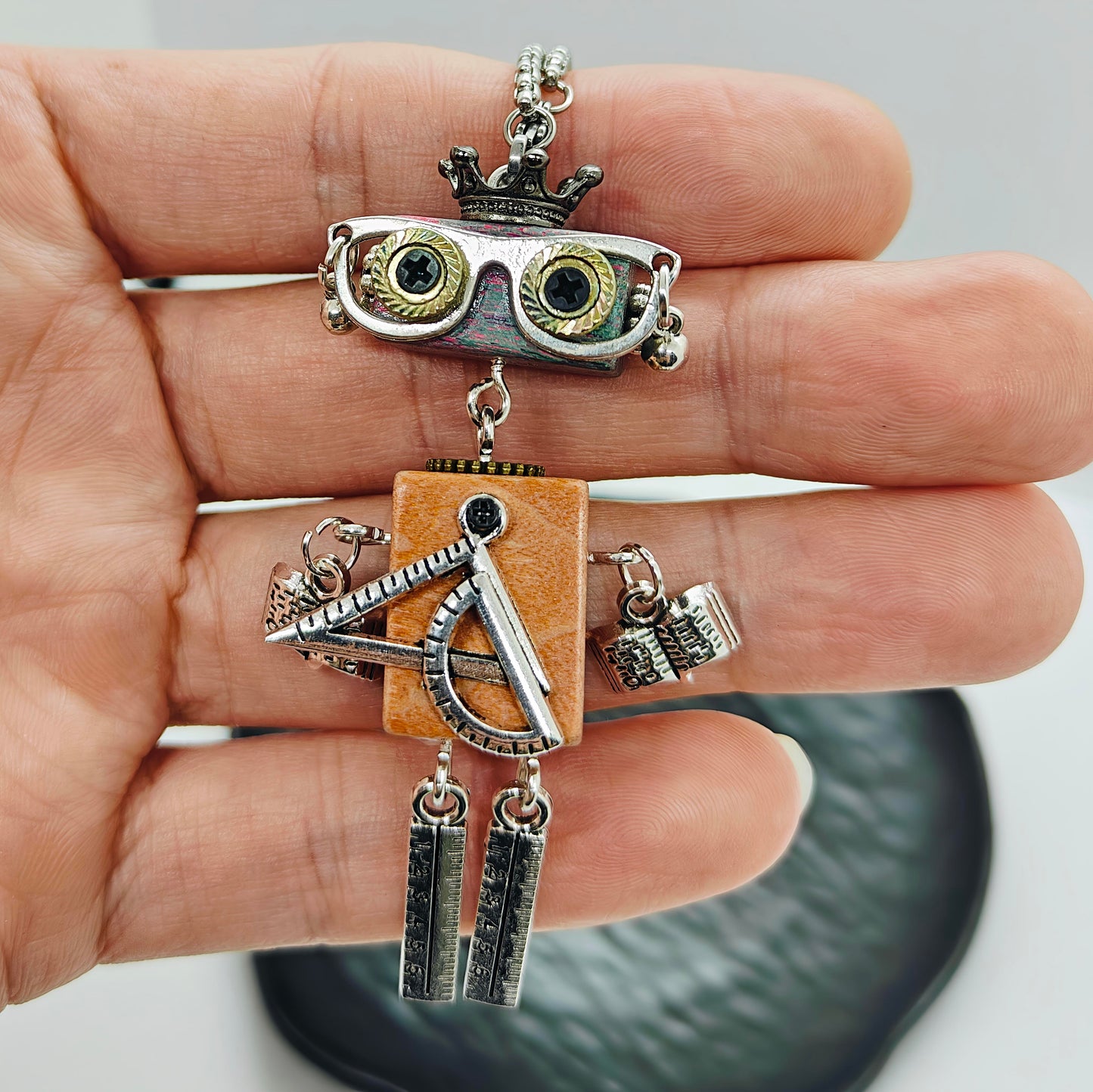 MUSIC TEACHER PENDANT