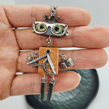 MUSIC TEACHER PENDANT