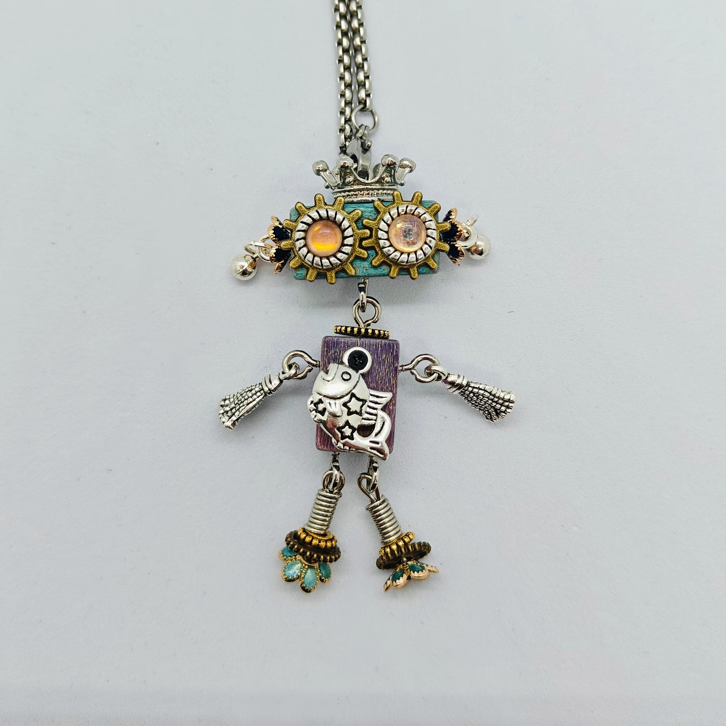 PISCES PENDANT