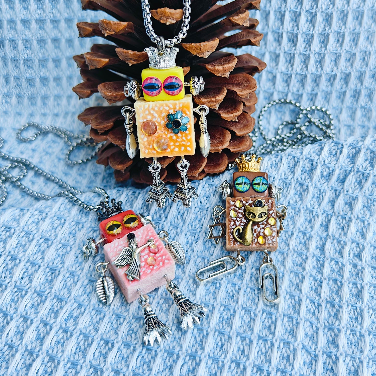 ENID PENDANT