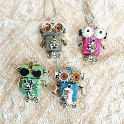 INGRID PENDANT/BROOCH