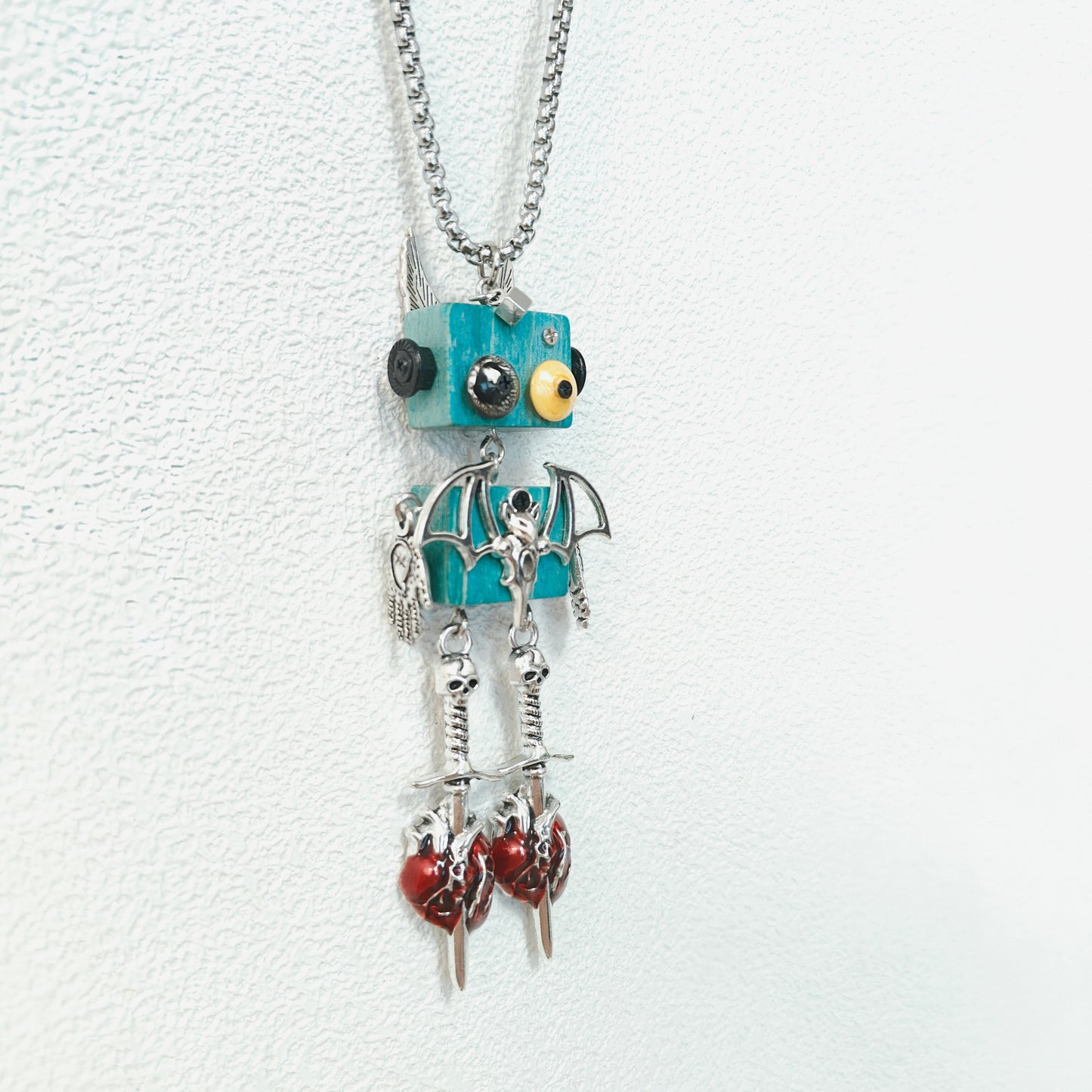 HILDA PENDANT