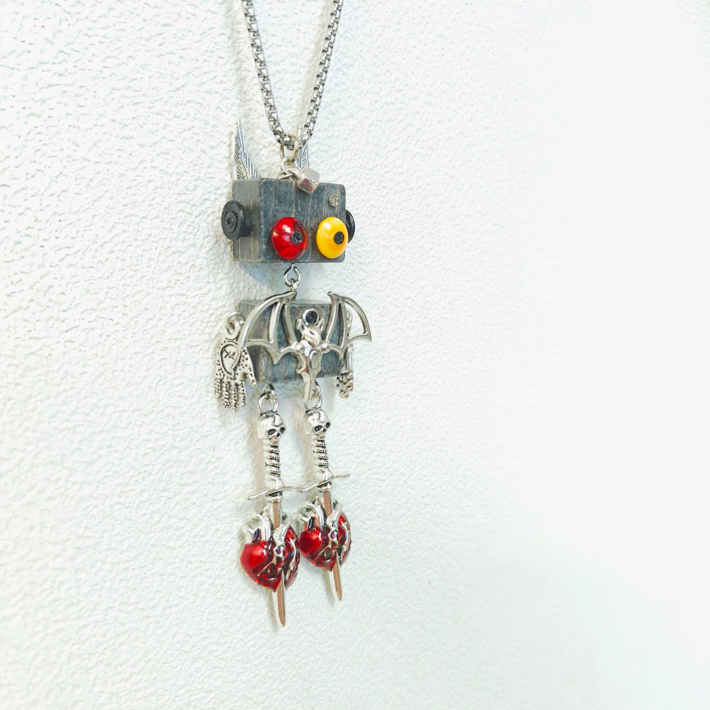 HILDA PENDANT