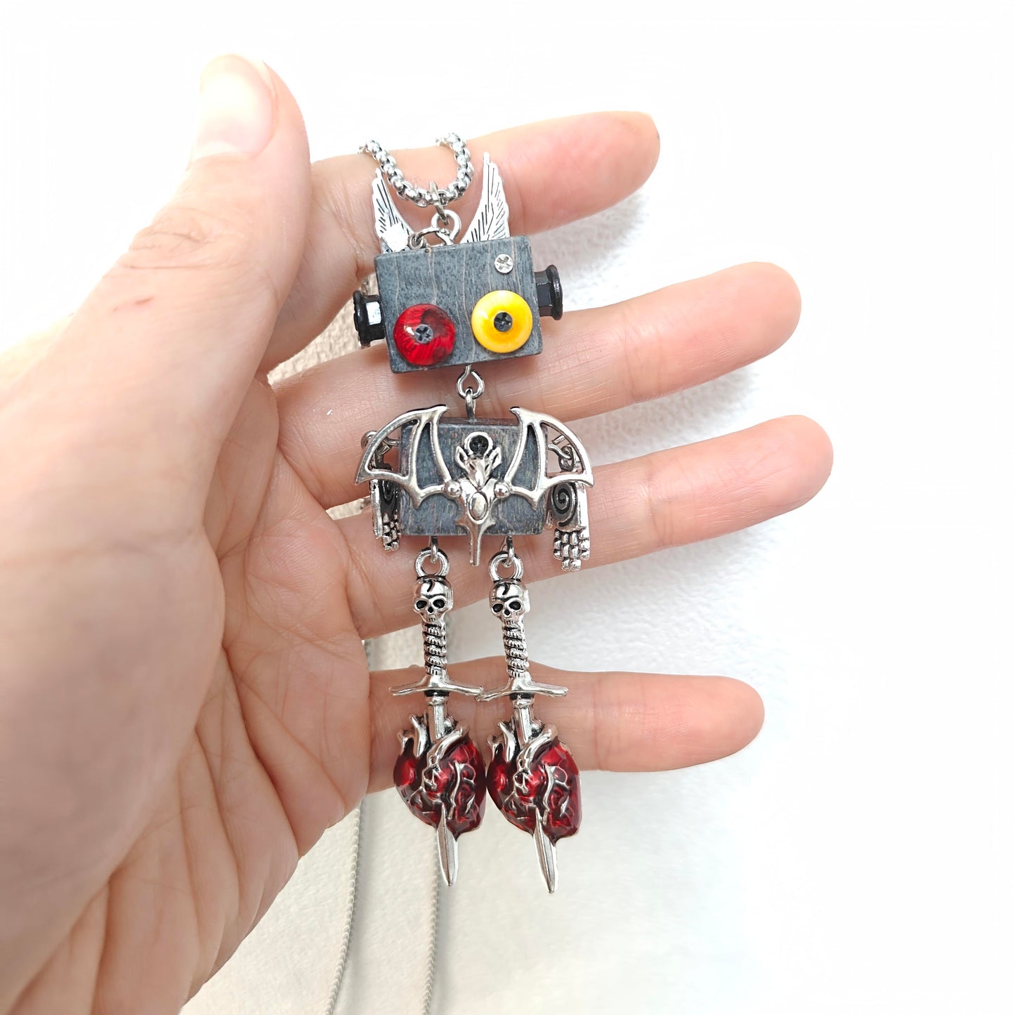 HILDA PENDANT