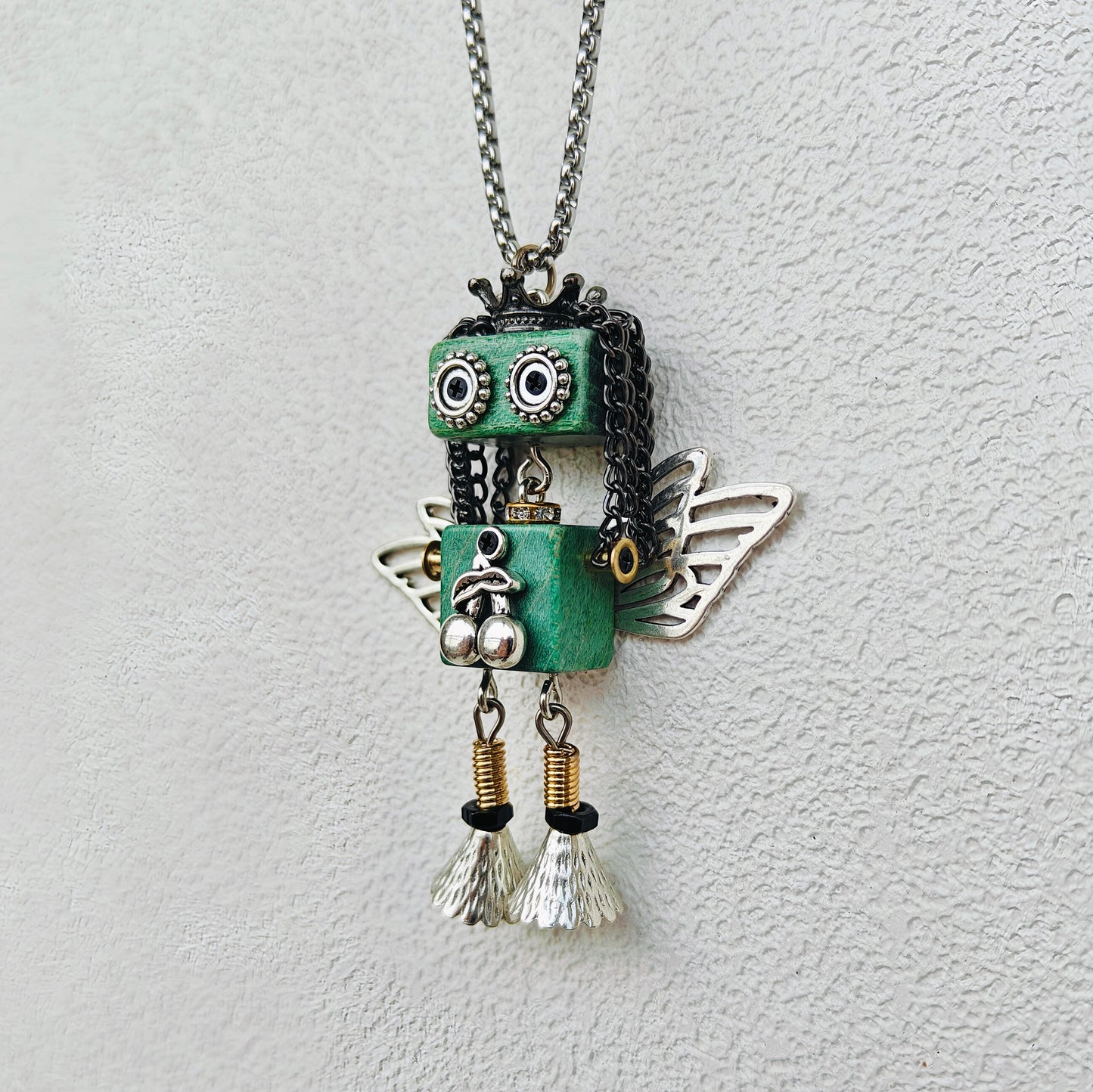 CLAIRE PENDANT