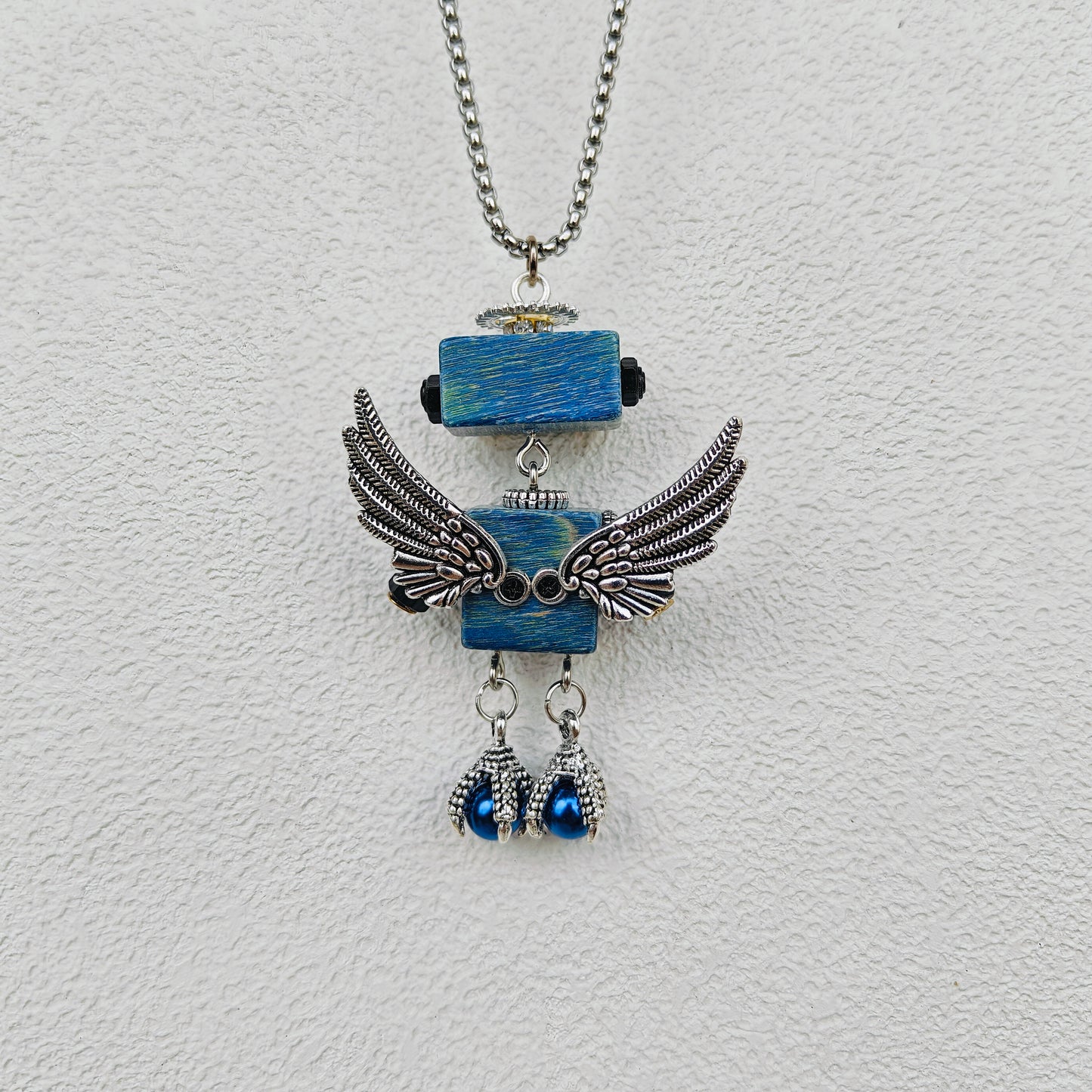 CHLOE PENDANT