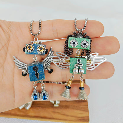 CHLOE PENDANT
