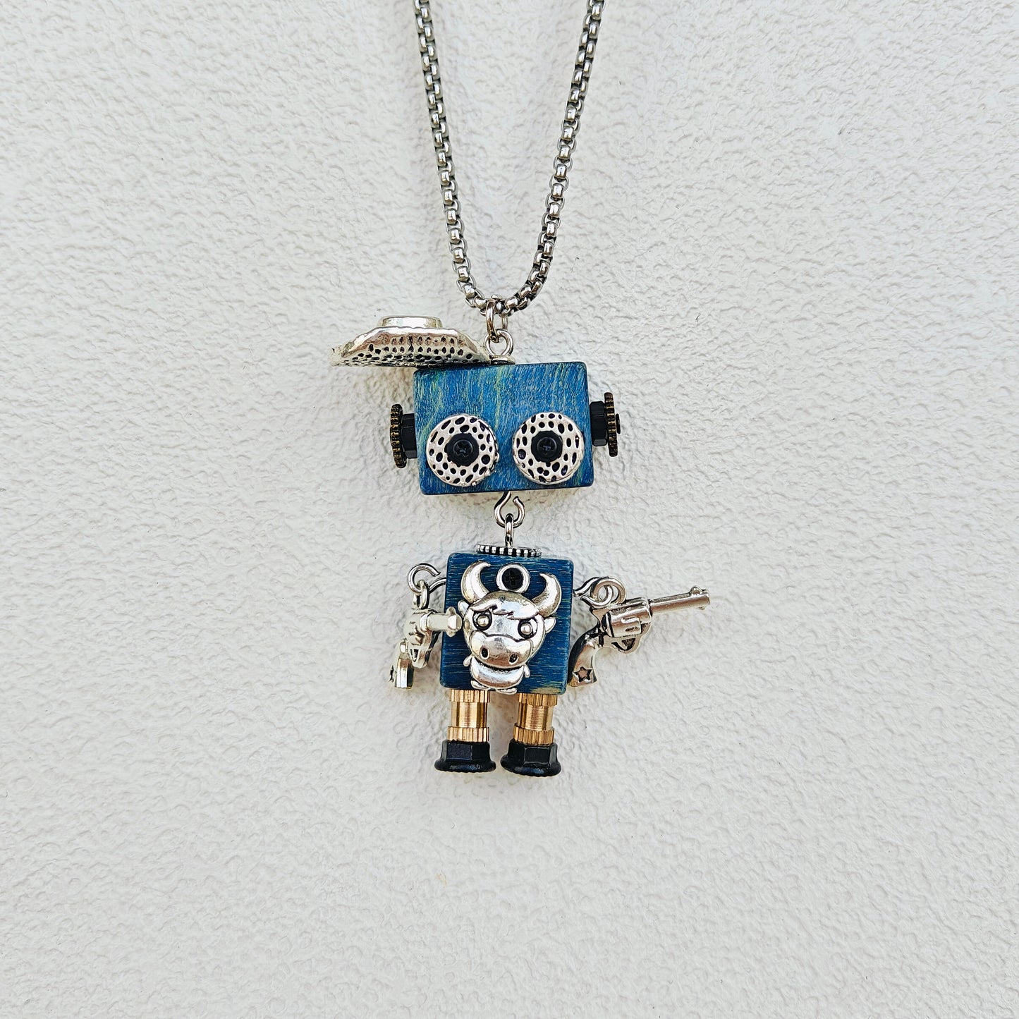 OX PENDANT