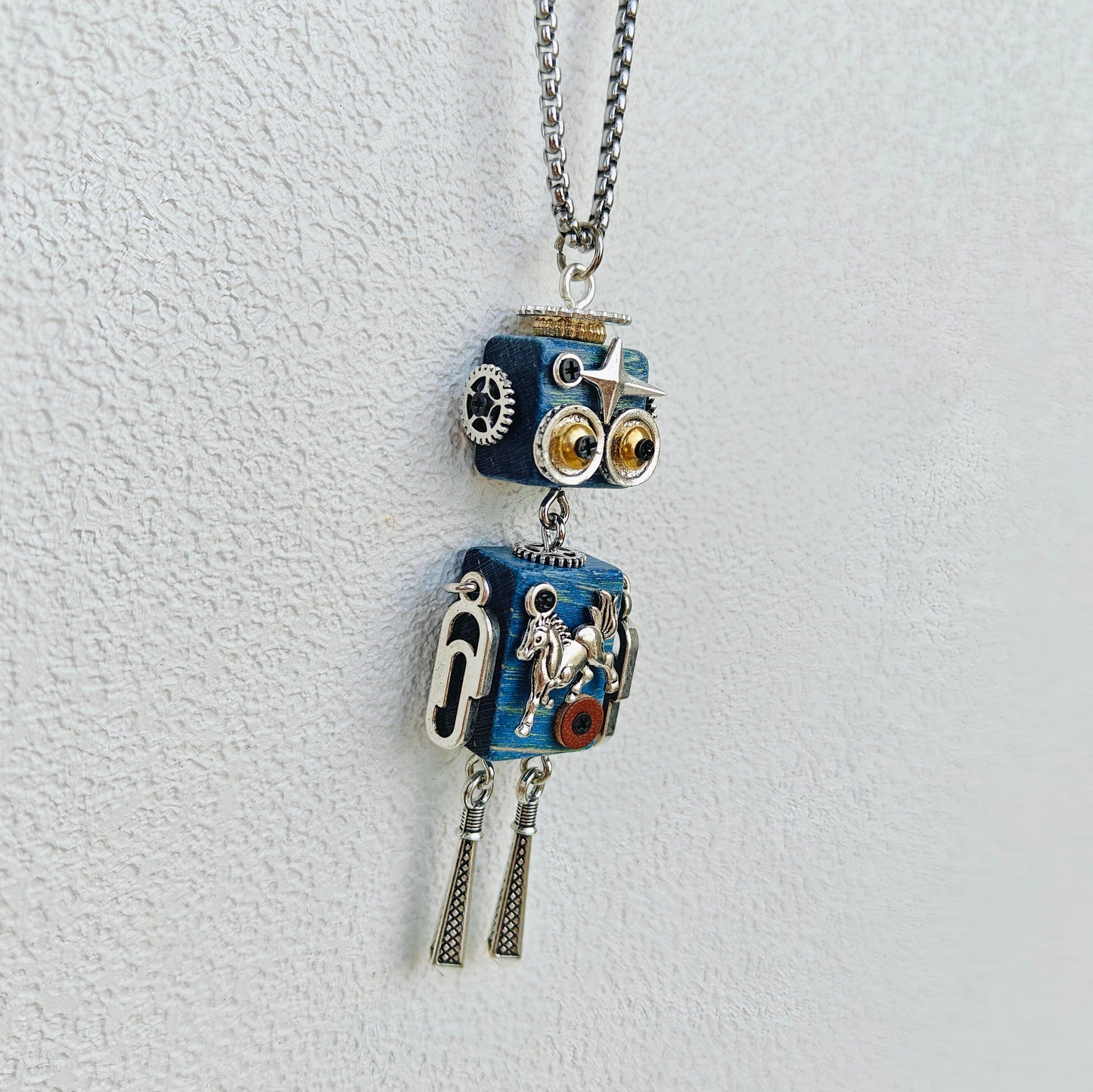 HORSE PENDANT
