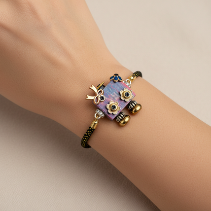 VERA BRACELET Wrist Shot 1